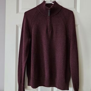 Banana Republic Men's Burgundy Italian Wool Half Zip Sweater Size Small